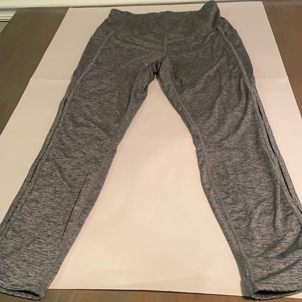 Amazing Skechers Women’s athletic pants.